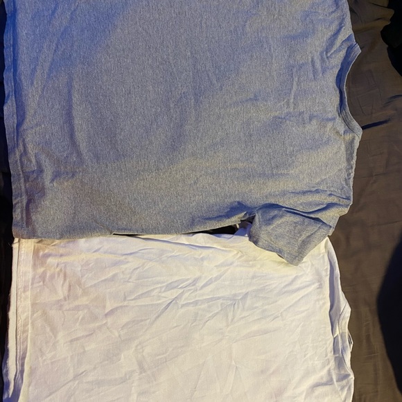 Champion shirt bundle - Picture 2 of 2